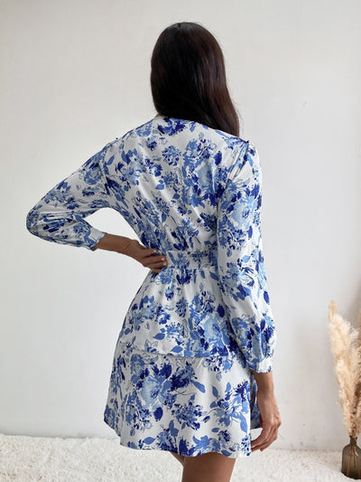 Dress with flower pattern, gathered waist, layered hem