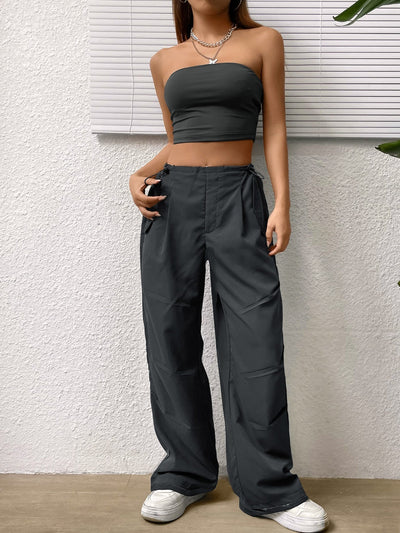 Crop Tube Top & Hose mit weiten Beinen