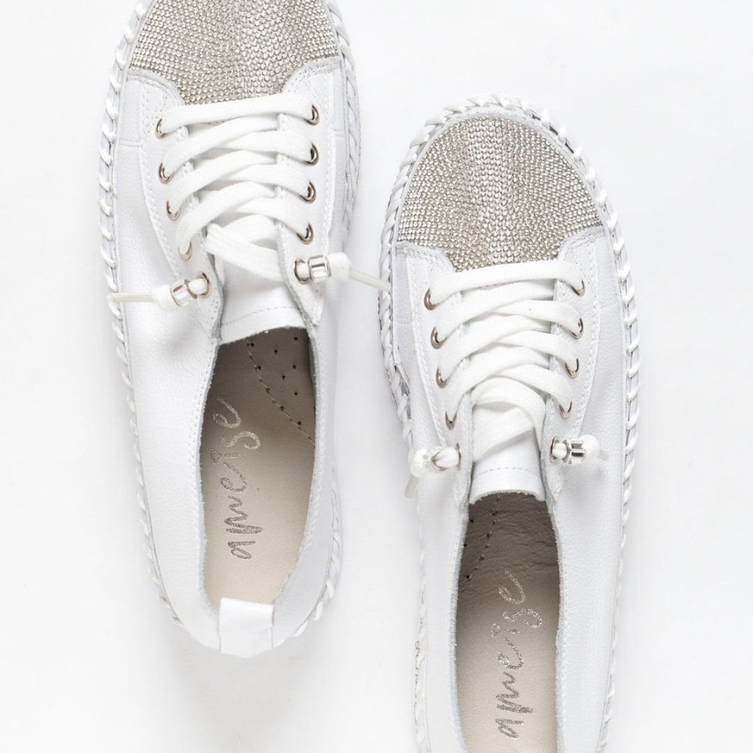 Guilia™ - Sneakers made of diamond silver leather