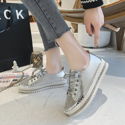 Guilia™ - Sneakers made of diamond silver leather