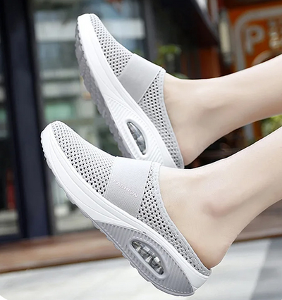 Beryl™ - Air-Cushioned Slip-On Sneakers (50% OFF)