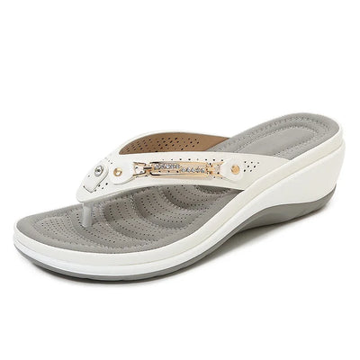 Elvira™ - Stylish Beach Slippers with Thick Sole (50% DISCOUNT)